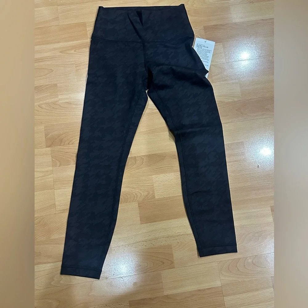 Brand New Lululemon Wunder Train Leggings - Picture 2 of 14
